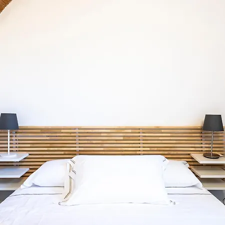 Private Jacuzzi Retreat Romantic In Grosseto's Historic Center Appartement