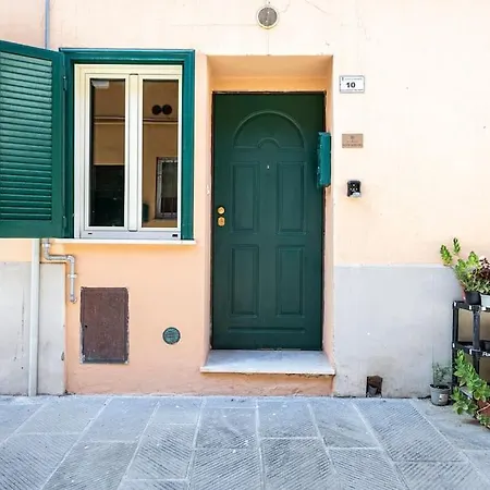 Διαμέρισμα Private Jacuzzi Retreat Romantic In Grosseto's Historic Center Γκροσέτο